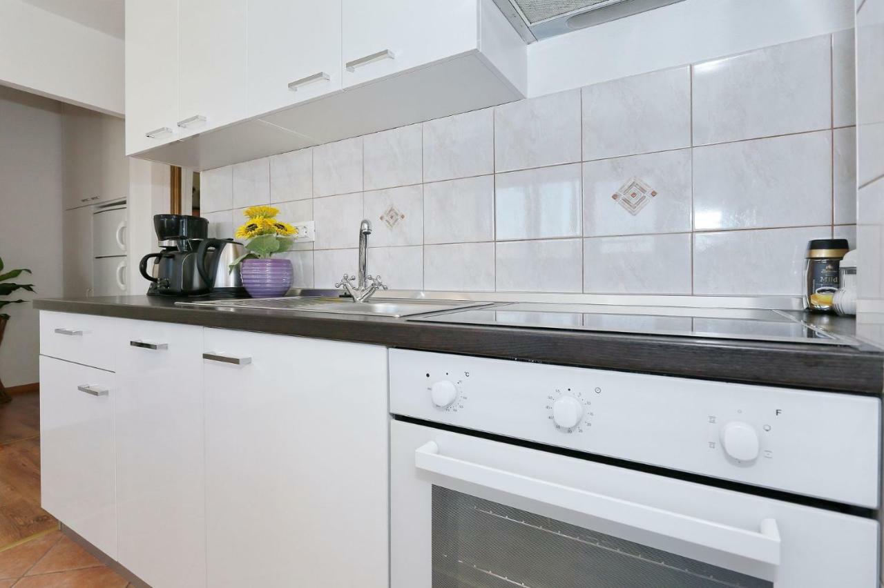 Apartment Ivica ซาดาร์ ภายนอก รูปภาพ